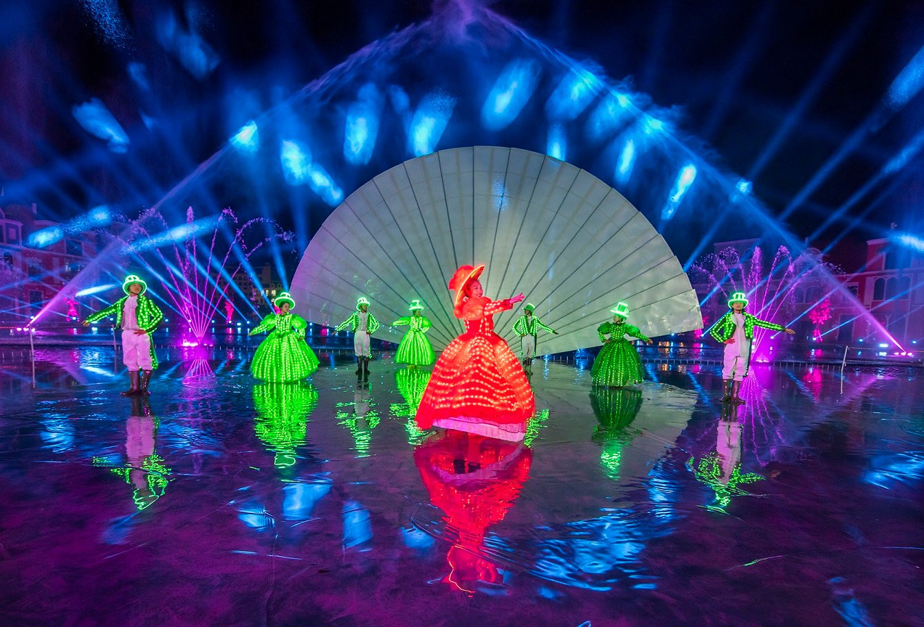 Show diễn Sắc màu Venice rực rỡ và hoành tráng tại Grand World