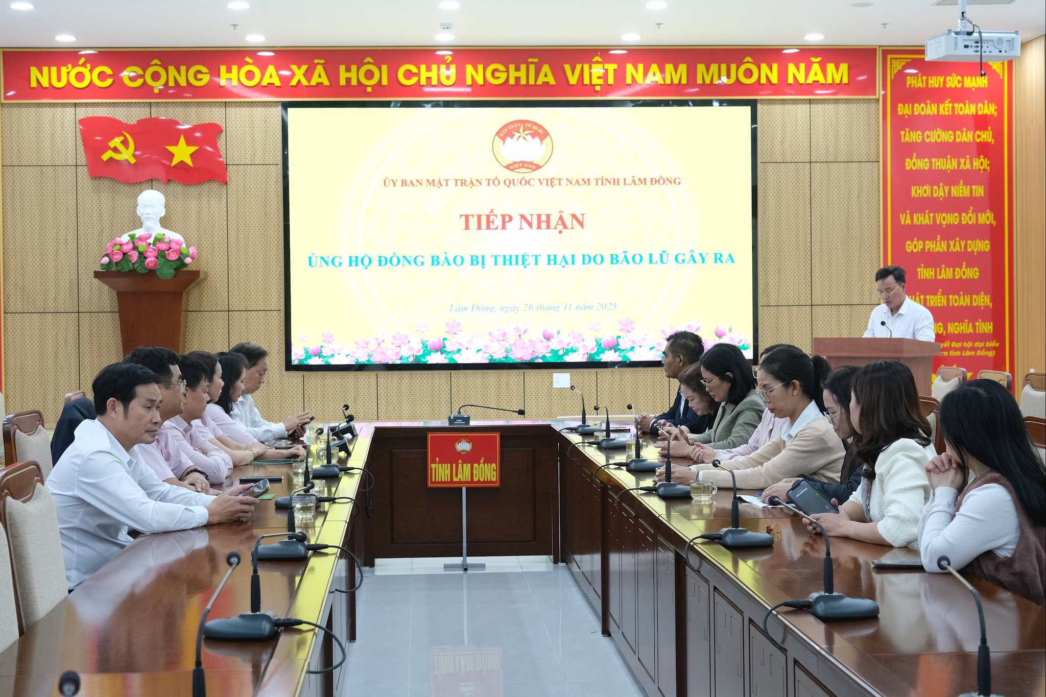 Quang cảnh