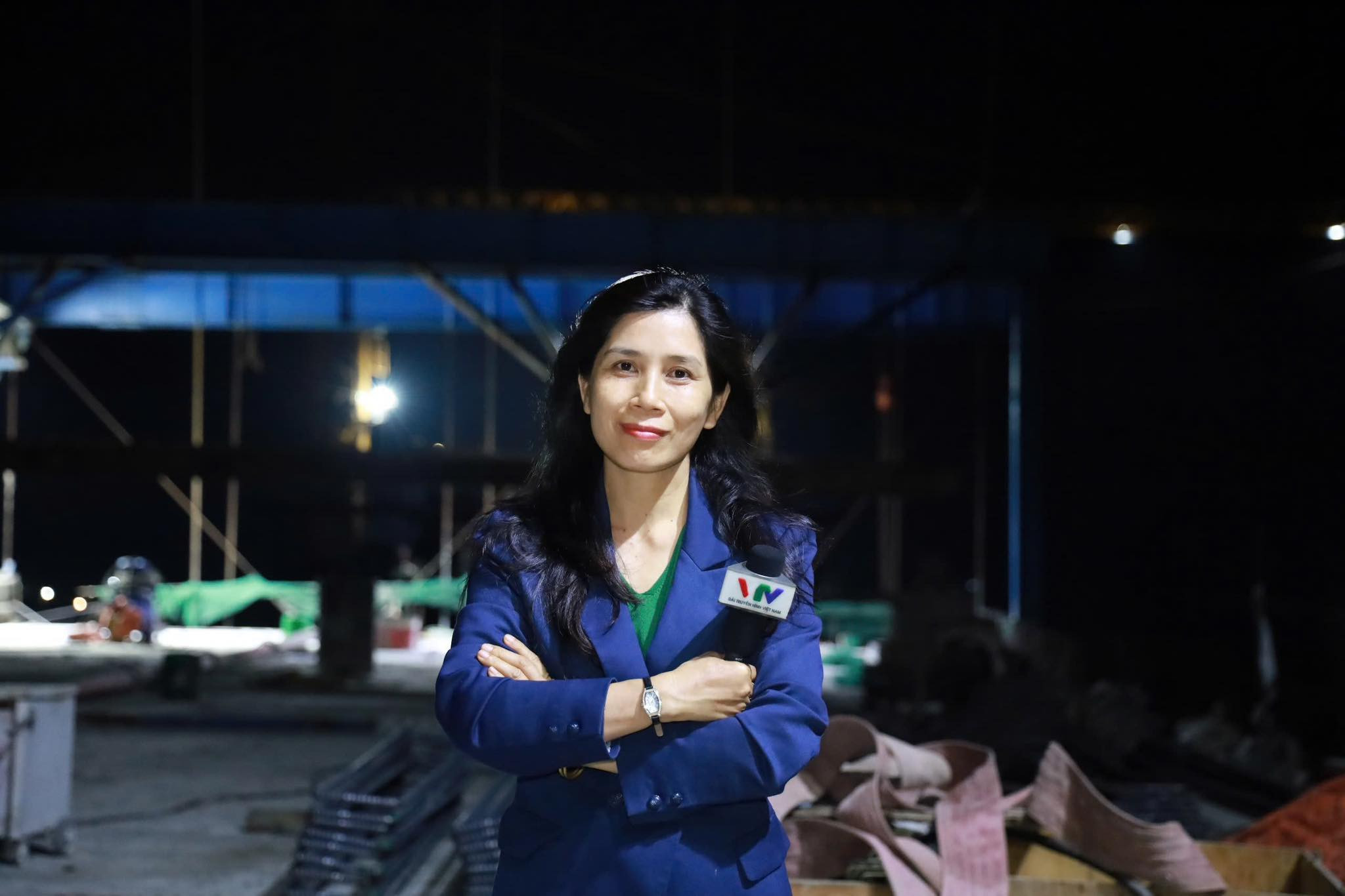 Phóng viên Nguyên Linh