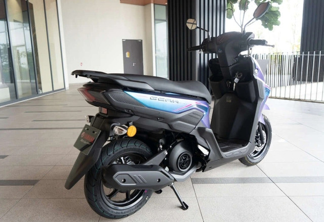 Yamaha trang bị cho Ego Gear Pro Hybrid bình xăng dung tích 5,1 lít, cốp chứa đồ bên dưới yên xe có dung tích 18,3 lít và hai hộc đồ nhỏ ở phía trước. Ảnh: Paultan