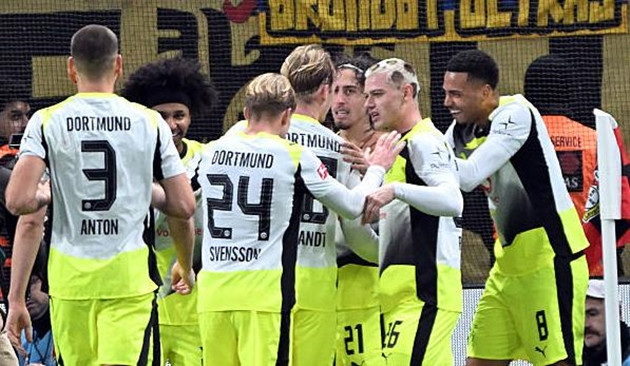 Borussia Dortmund đã đánh bại Bayer Leverkusen ngay trên sân khách.