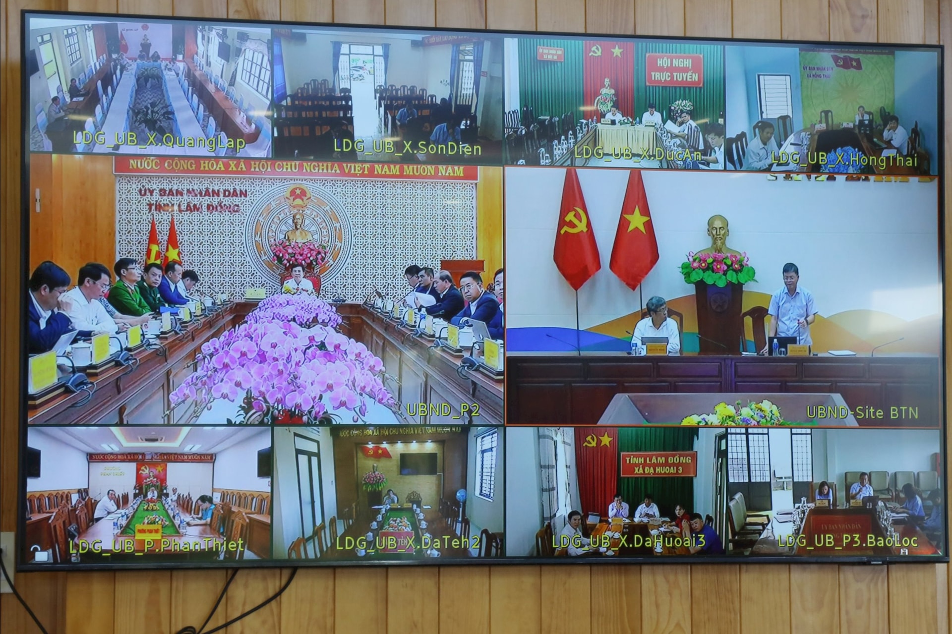 Nguyen Hong Hai, a Tartományi Párt Állandó Bizottságának tagja, a Tartományi Népi Bizottság alelnöke azt javasolta, hogy sürgősen hajtsanak végre egy tervet a lakosság lakásépítésének támogatására.