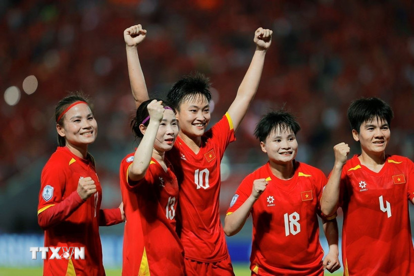 Tuyển nữ Việt Nam hướng đến SEA Games 33. (Ảnh: Minh Quyết/TTXVN)
