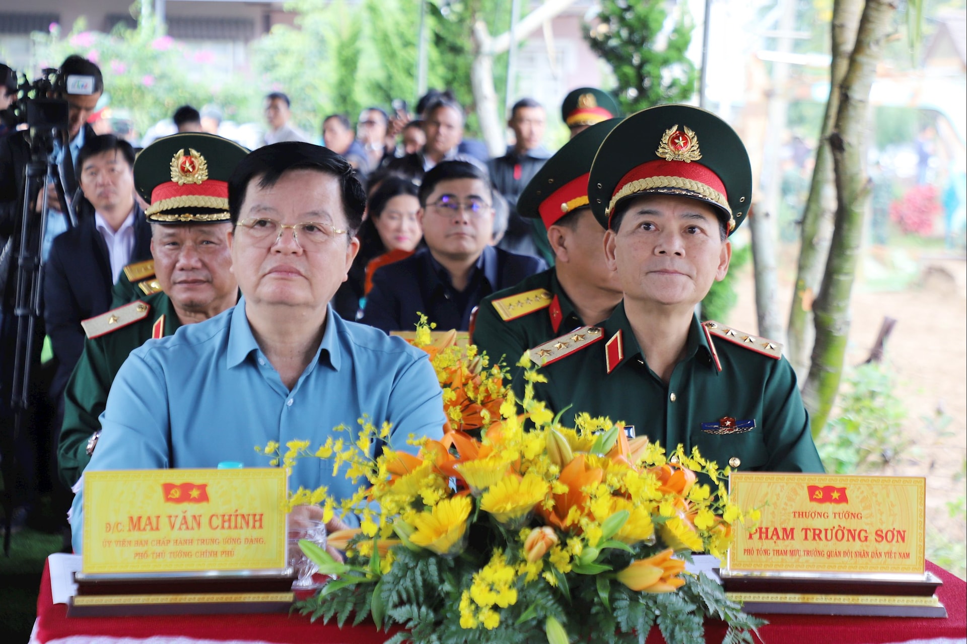 Slavnostního zahájení se zúčastnili místopředseda vlády Mai Van Chinh a zástupce náčelníka generálního štábu Vietnamské lidové armády Pham Truong Son.
