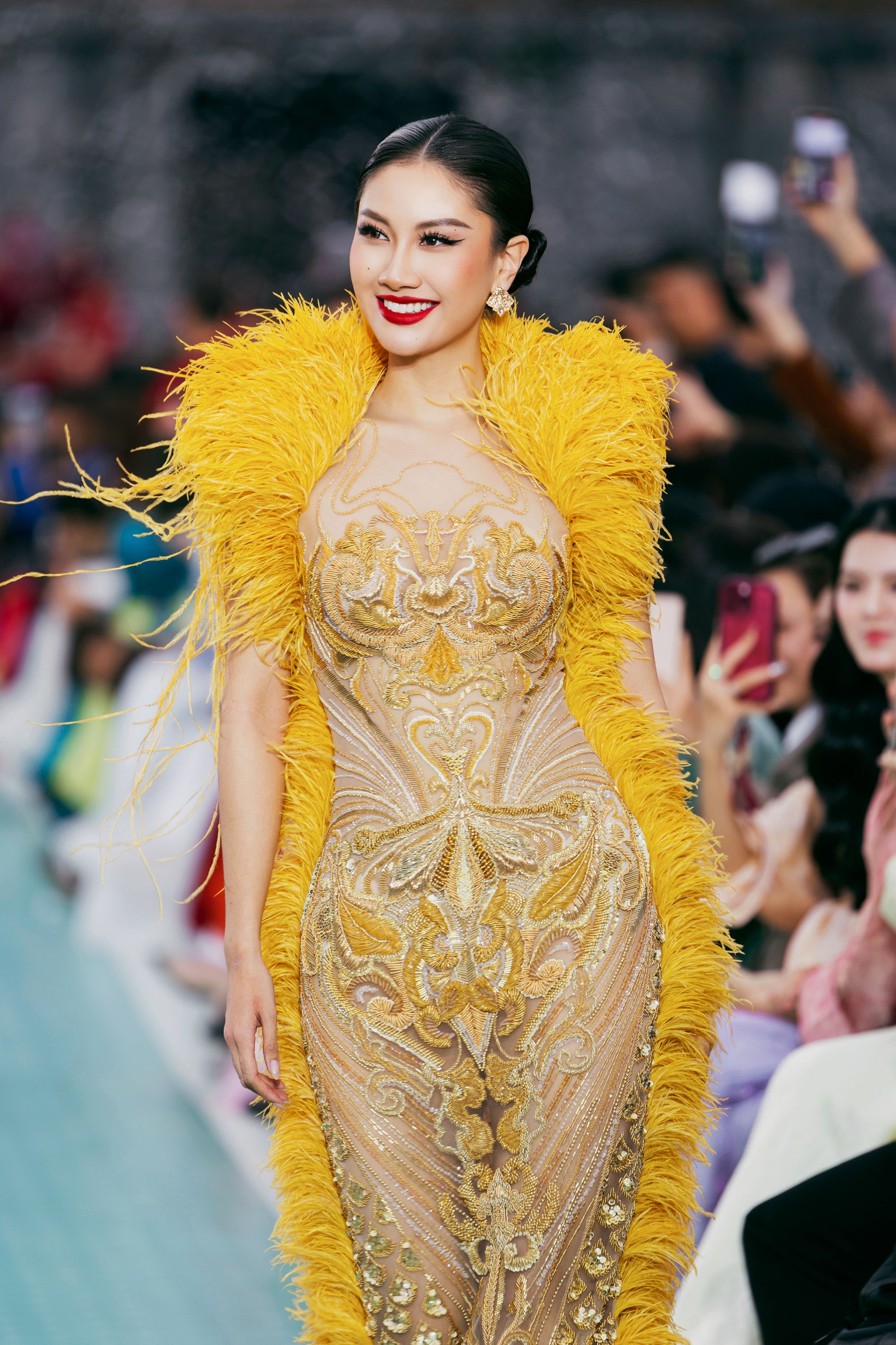 Nhiều fan tiếc nuối cho kết quả của Phương Linh vì nàng hậu đã có màn trình diễn đáng khen