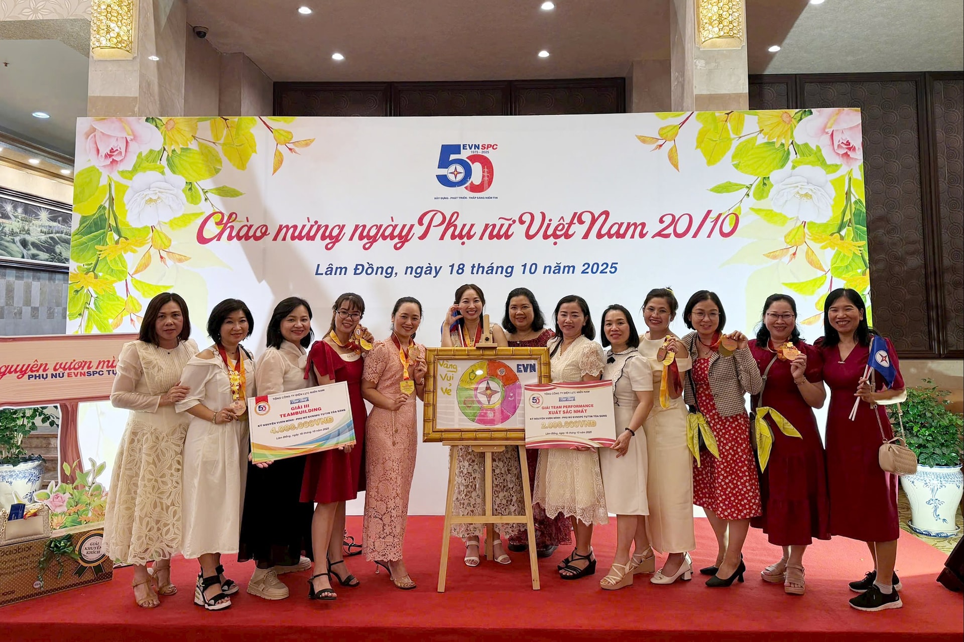 Många kvinnor deltar aktivt och uppnår höga resultat i program och tävlingar som anordnas av PC Lam Dong.