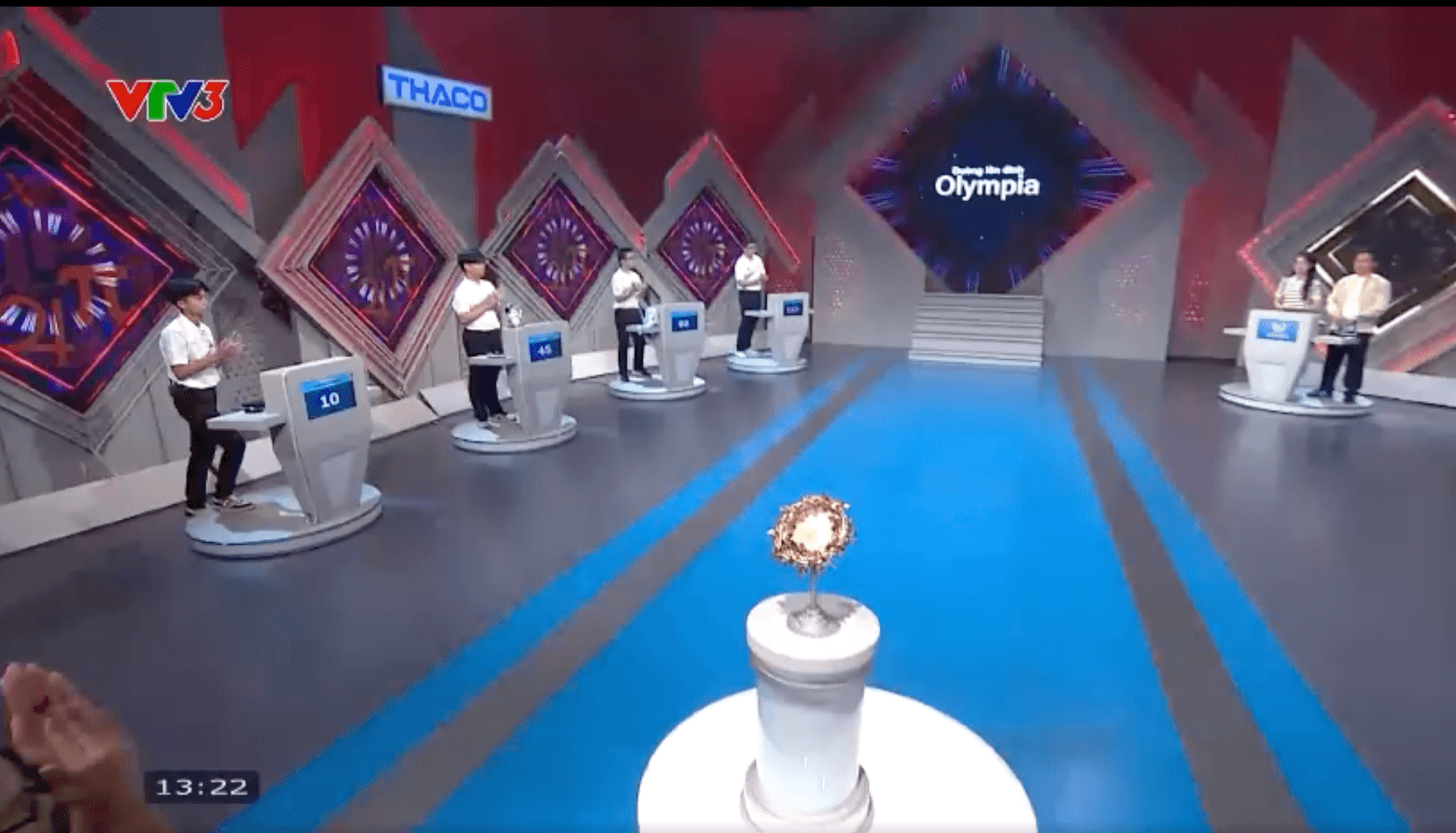 Đường lên đỉnh Olympia: Nam sinh Đồng Nai thi đấu áp đảo, giành vòng nguyệt quế thuyết phục- Ảnh 1.