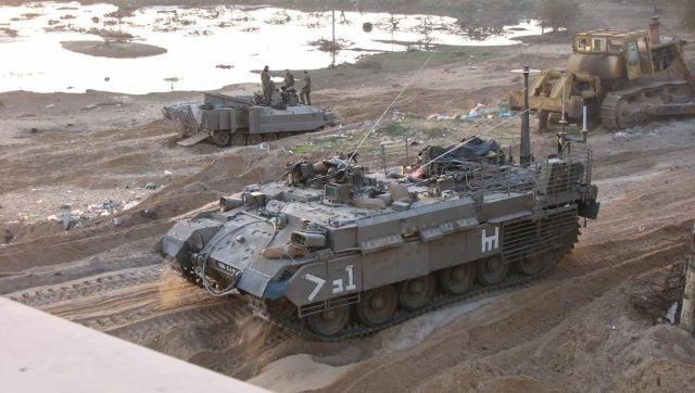 T - 55 huyền thoại trong vai trò thiết giáp chở quân cứu sống nhiều binh lính - Ảnh 8.