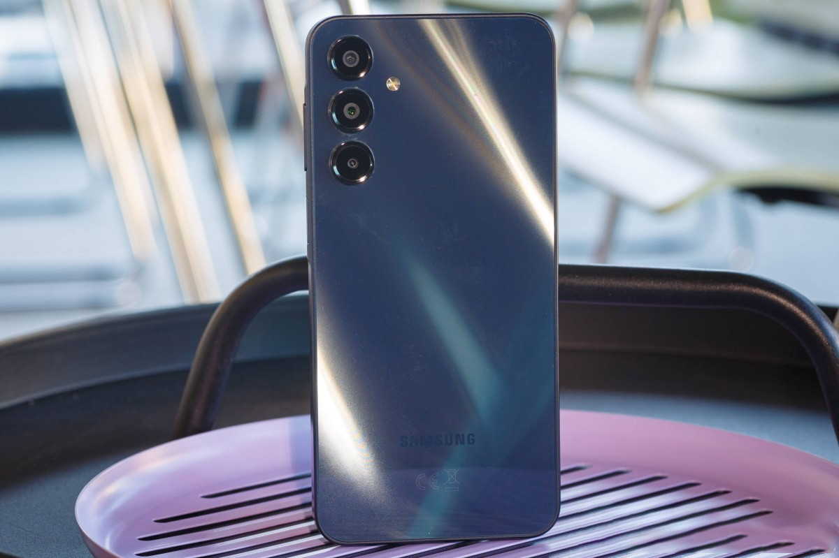 Samsung Galaxy A16 5G Thiết kế thời thượng, hiệu năng tốt