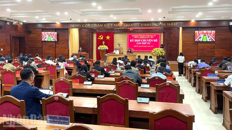 Quang cảnh kỳ họp. ndo_bl_img-0490-3857.jpg
