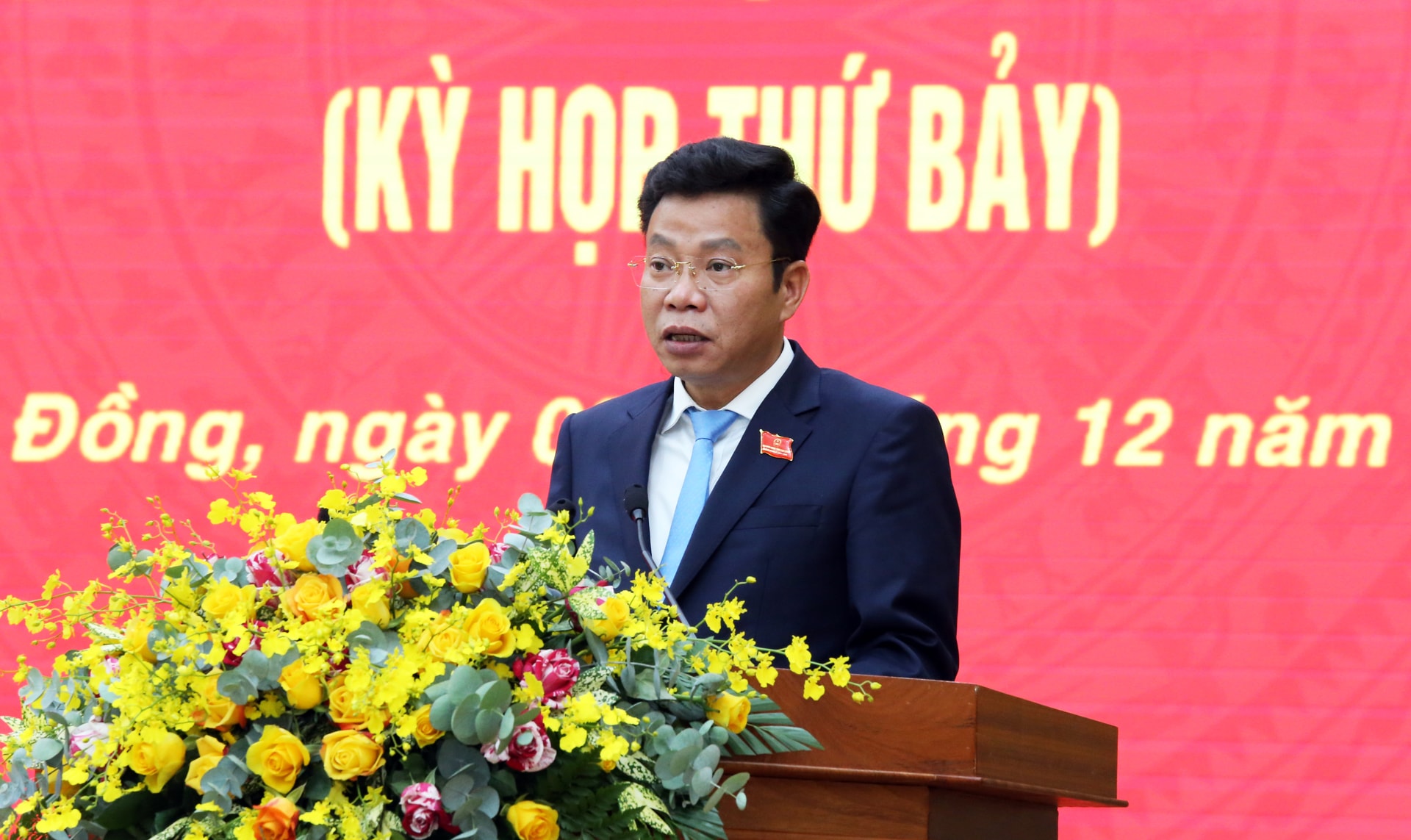 Kamerat Luu Van Trung, assisterende sekretær i den provinsielle partikomiteen og leder av det provinsielle folkerådet, holdt de avsluttende bemerkningene under diskusjonssesjonen.