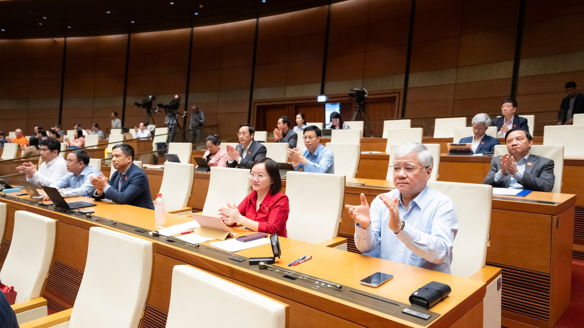 Thống nhất sử dụng 1 bộ sách giáo khoa; liên thông văn bằng, chứng chỉ; học sinh có thể được học vượt lớp...- Ảnh 6.