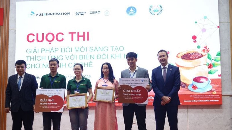 Chính phủ Australia cam kết đồng hành cùng ngành cà-phê nói riêng và nông nghiệp Việt Nam nói chung để phát triển hiệu quả, bền vững. (Ảnh: BTC) uc-cafe1.jpg