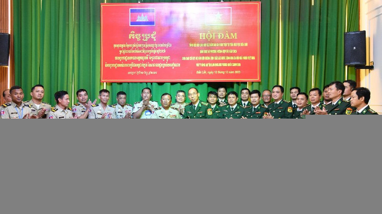 ndo_bl_img-0417-6533.jpg