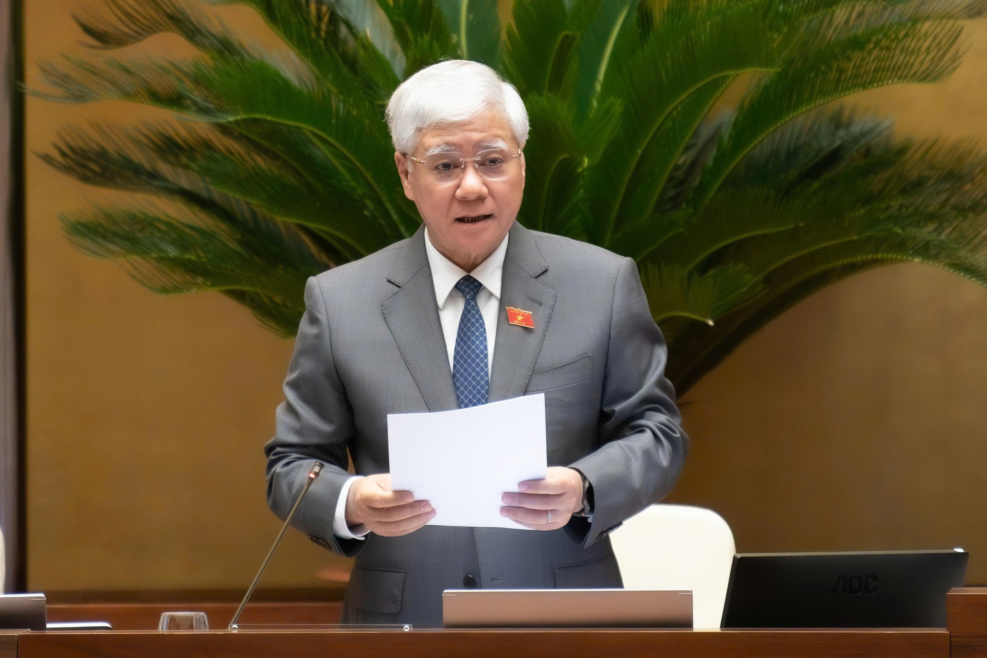 Quốc hội quyết nghị về phụ cấp, tiền lương, lương hưu, trợ cấp cùng nhiều vấn đề quốc kế, dân sinh- Ảnh 4.