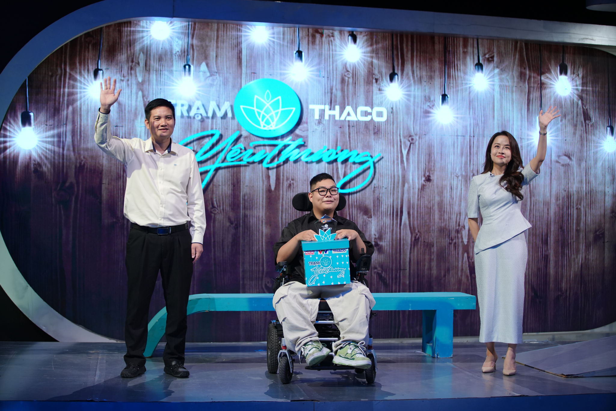 Trạm yêu thương: Chàng trai vượt lên số phận để chạm tay vào cánh cửa đại học - Ảnh 2.