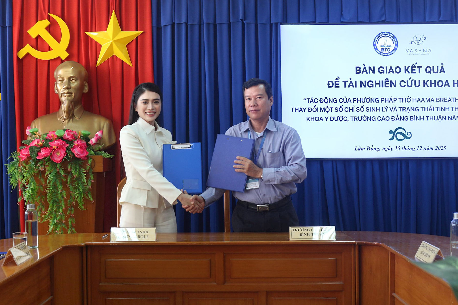 Lễ ký biên bản bàn giao - nghiệm thu