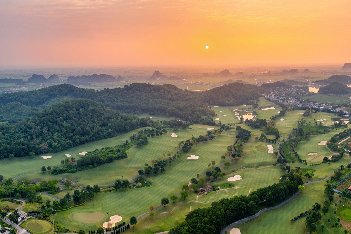 Sân golf Hoàng Gia tại Ninh Bình