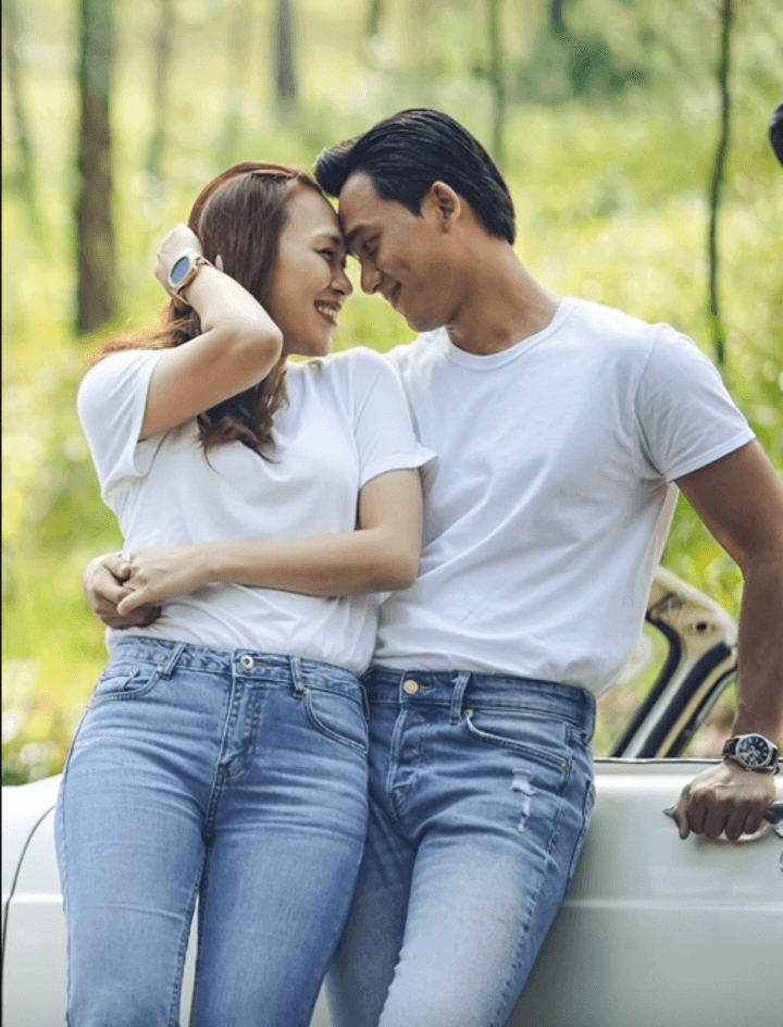 Mỹ Tâm và Mai Tài Phến trong một khoảnh khắc thân thiết.