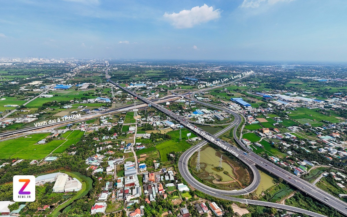 Hình ảnh nút giao Mỹ Yên đã thành hình, sẵn sàng cho việc thông xe kỹ thuật.
