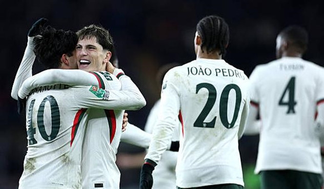 Chelsea giành quyền đi tiếp tại Carabao Cup sau khi đánh bại Cardiff City.