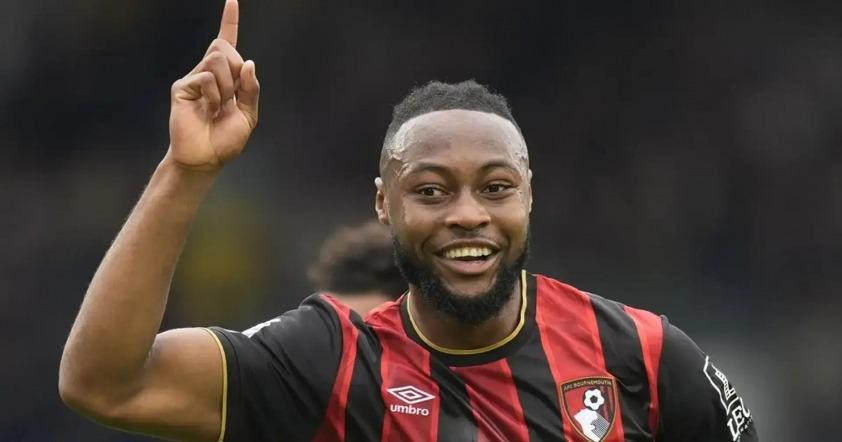 Antoine Semenyo đang là mục tiêu tranh giành của cả Man City và Man United trên thị trường chuyển nhượng.
