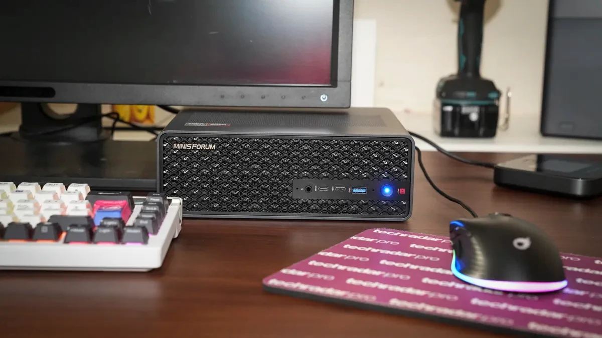 Minisforum MS S1 Max 5