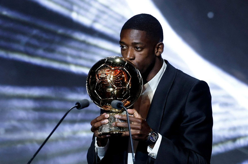 Ousmane Dembele là Cầu thủ nam xuất sắc nhất năm 2025 của FIFA.
