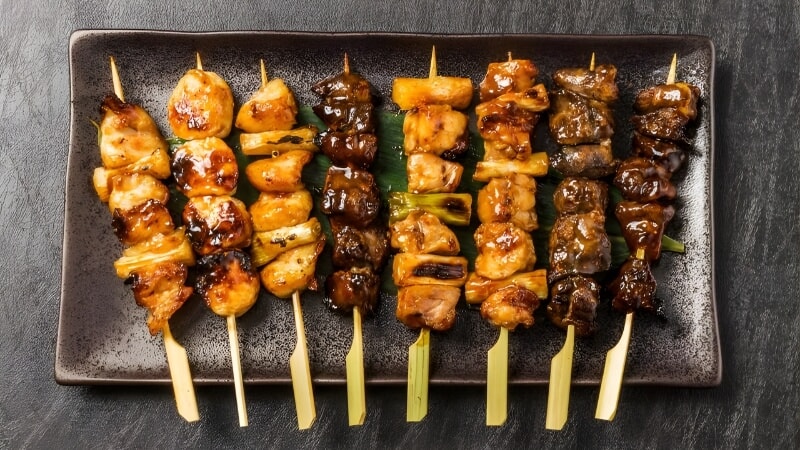 Gà nướng xiên que (Yakitori kiểu Nhật)