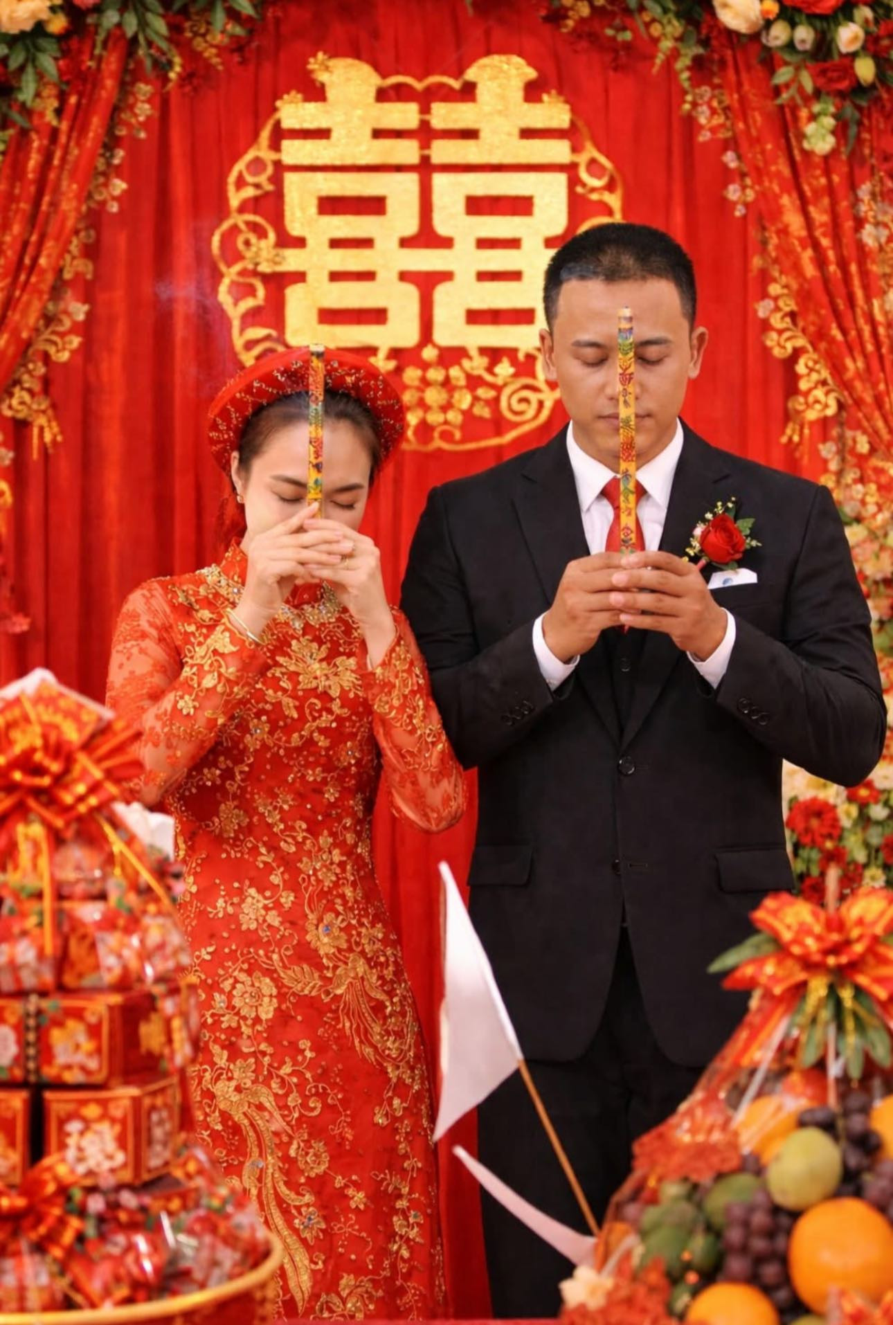 Hình ảnh Mỹ Tâm và Mai Tài Phến được người hâm mộ chỉnh sửa thành ảnh cưới.