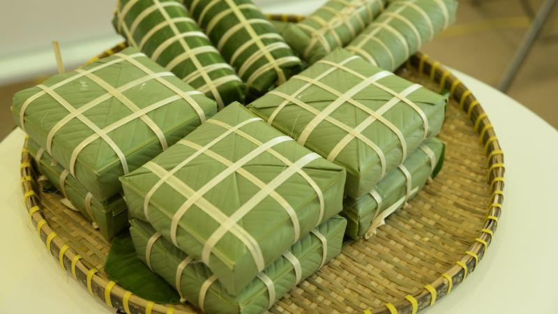 Cách bảo quản bánh chưng để hạn chế bị lại gạo