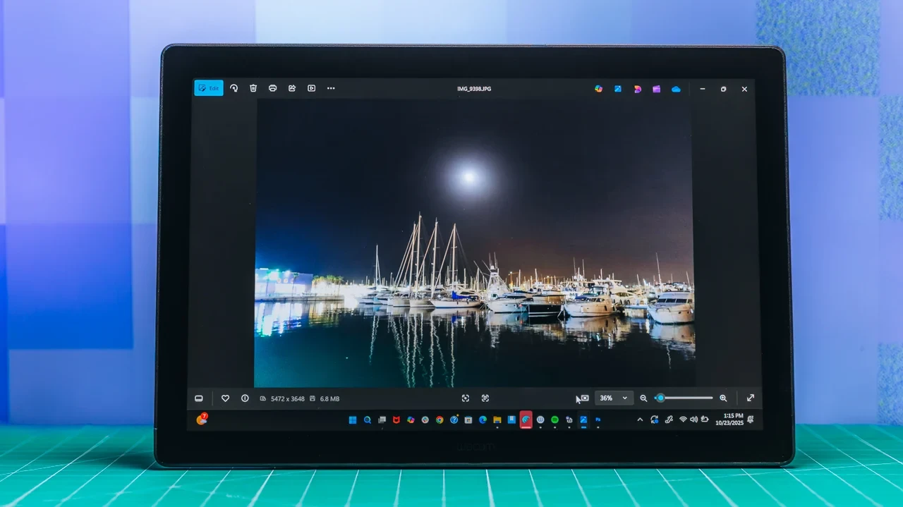 Wacom Cintiq 16 2025 là lựa chọn Editors’ Choice