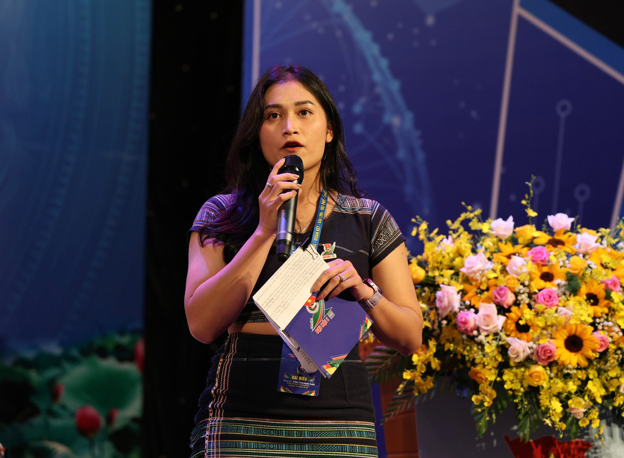 Đoàn viên, thanh niên phát biêu tham luận tại Đại hội