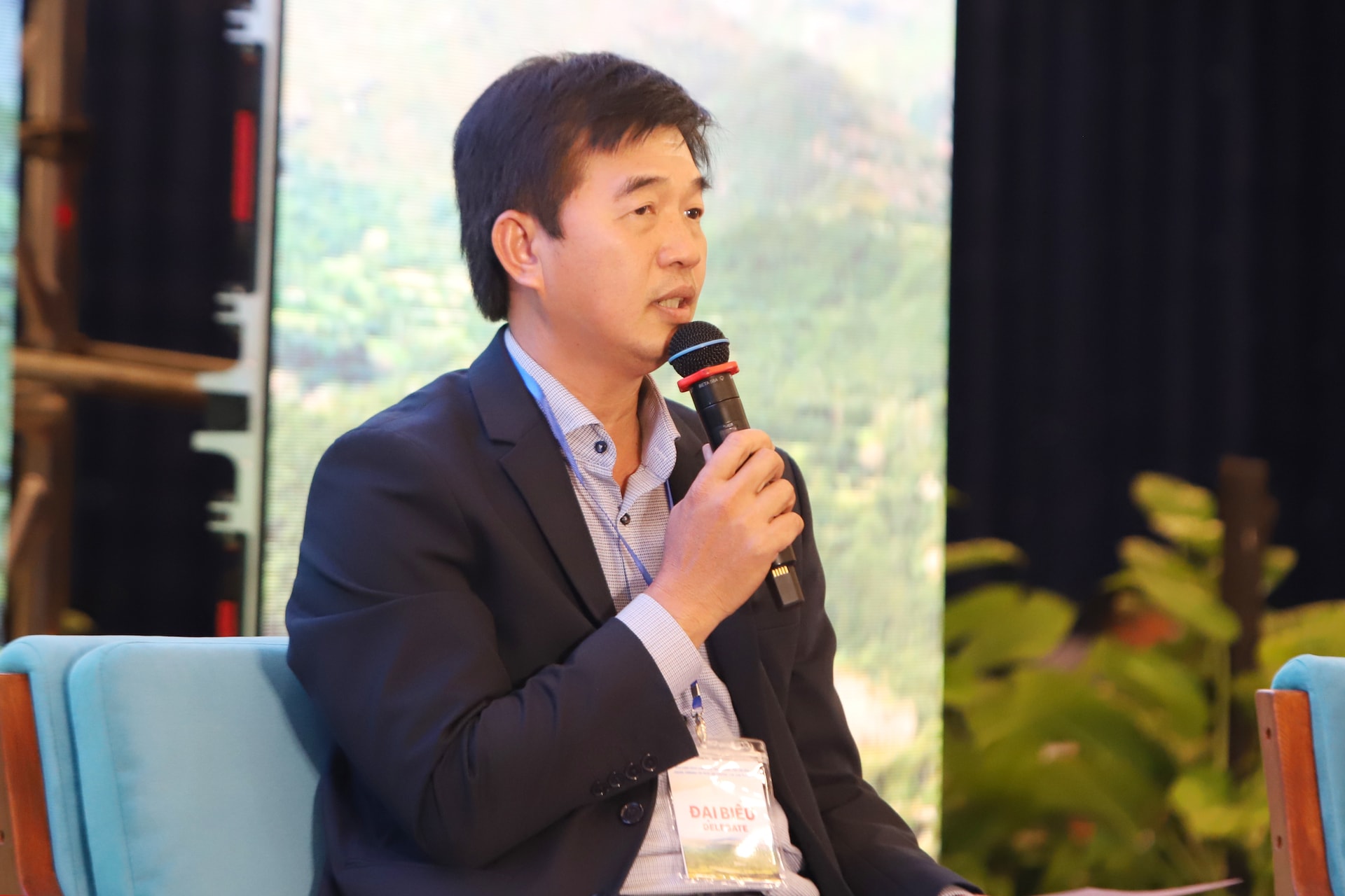 De directeur van het ministerie van Landbouw en Milieu, Phan Nguyen Hoang Tan, gaf informatie over het potentieel van landbouw en diepgaande verwerking.