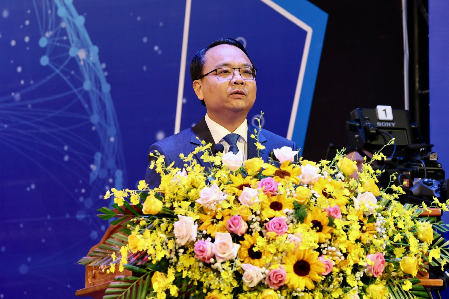 pho-bi-thu-thuong-truc-tinh-uy-lam-dong-dang-hong-sy(1).jpg