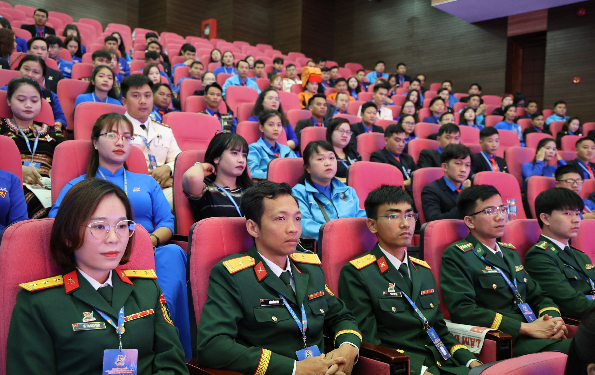 thanh niên lực lượng vũ trang