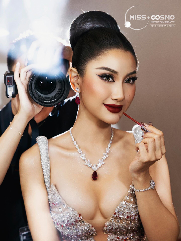 Khán giả kỳ vọng đại diện Việt Nam tiến sâu tại Miss Cosmo 2025