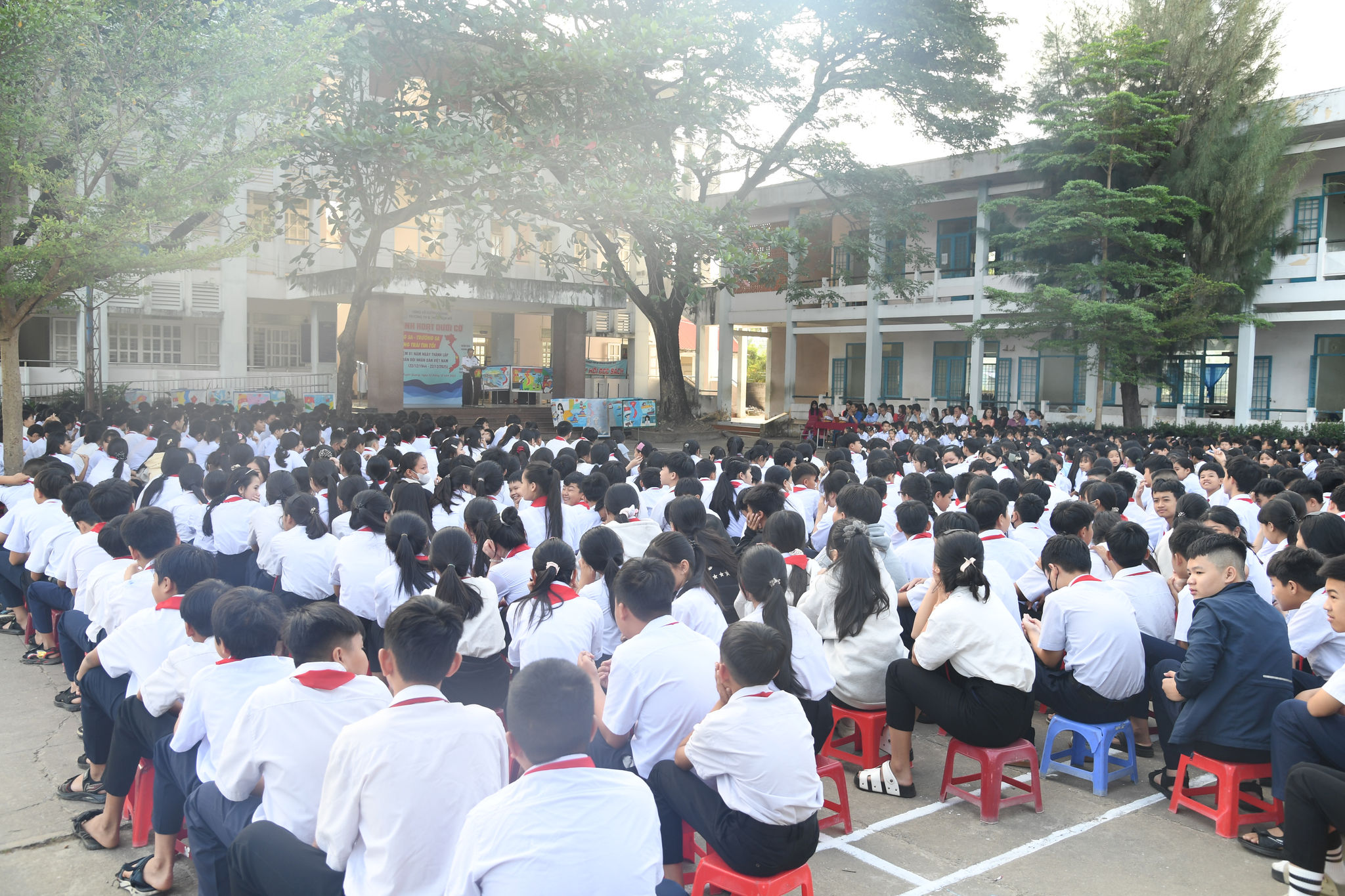1. Quang cảnh buổi tuyên truyền