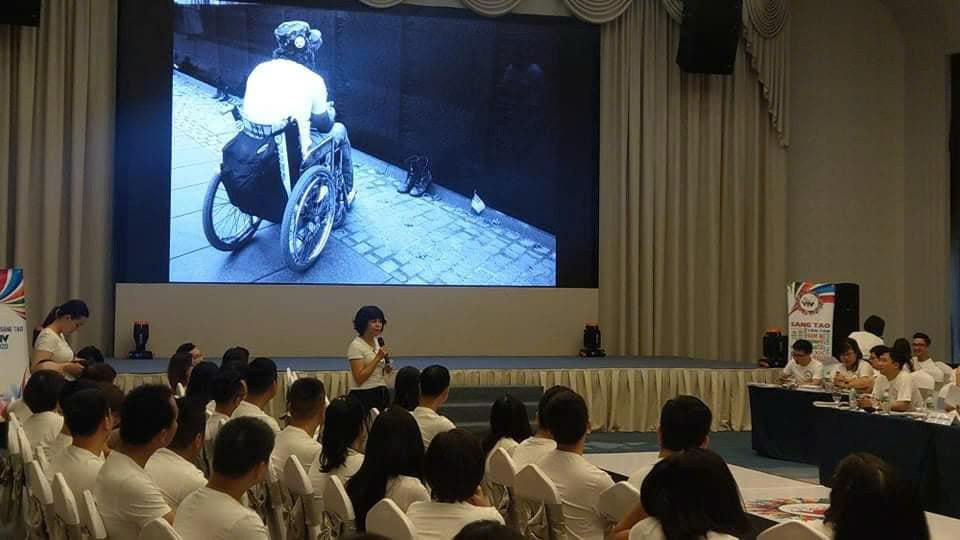 Đạo diễn Đoàn Hồng Lê tại Ngày hội ý tưởng VTV