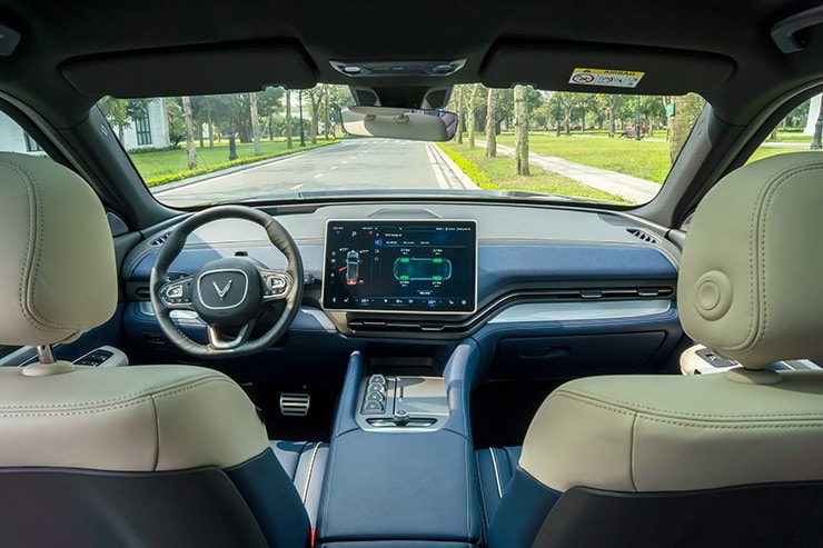 Khoang cabin hiện đại và tối giản của VinFast VF 9