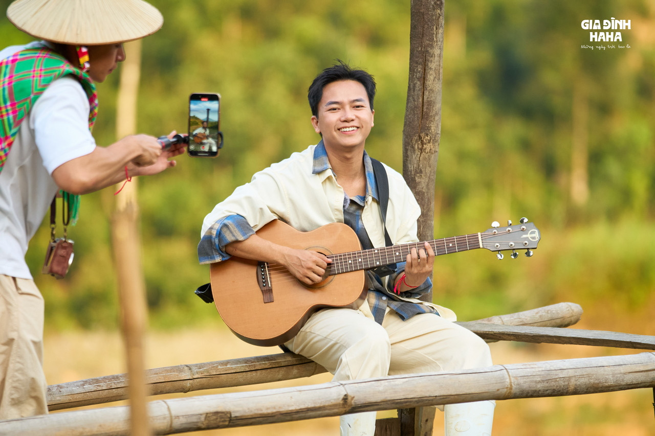 Nhạc sĩ Bùi Công Nam tham gia Gia đình Haha