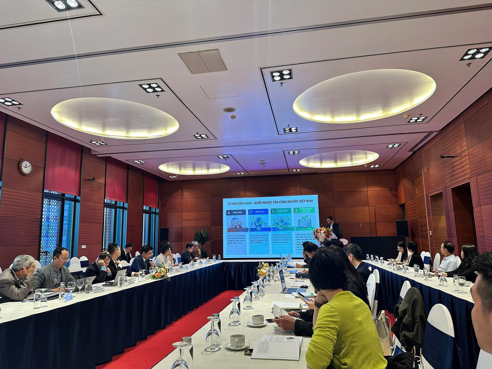 Hội thảo khoa học về giải pháp thoát nước bền vững cho phát triển đô thị và công nghiệp.