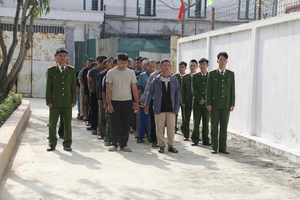 Các đối tượng bị bắt giữ trong chuyên án vũ khí lớn tại Nghệ An