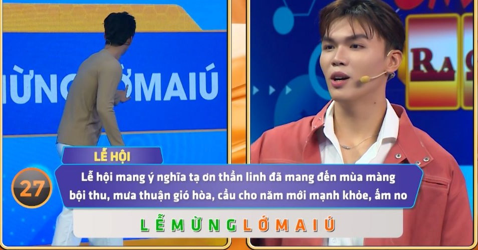 Quang Huy và Quốc Anh phối hợp ăn ý giải mã đúng từ khóa dài 17 ký tự của chương trình.