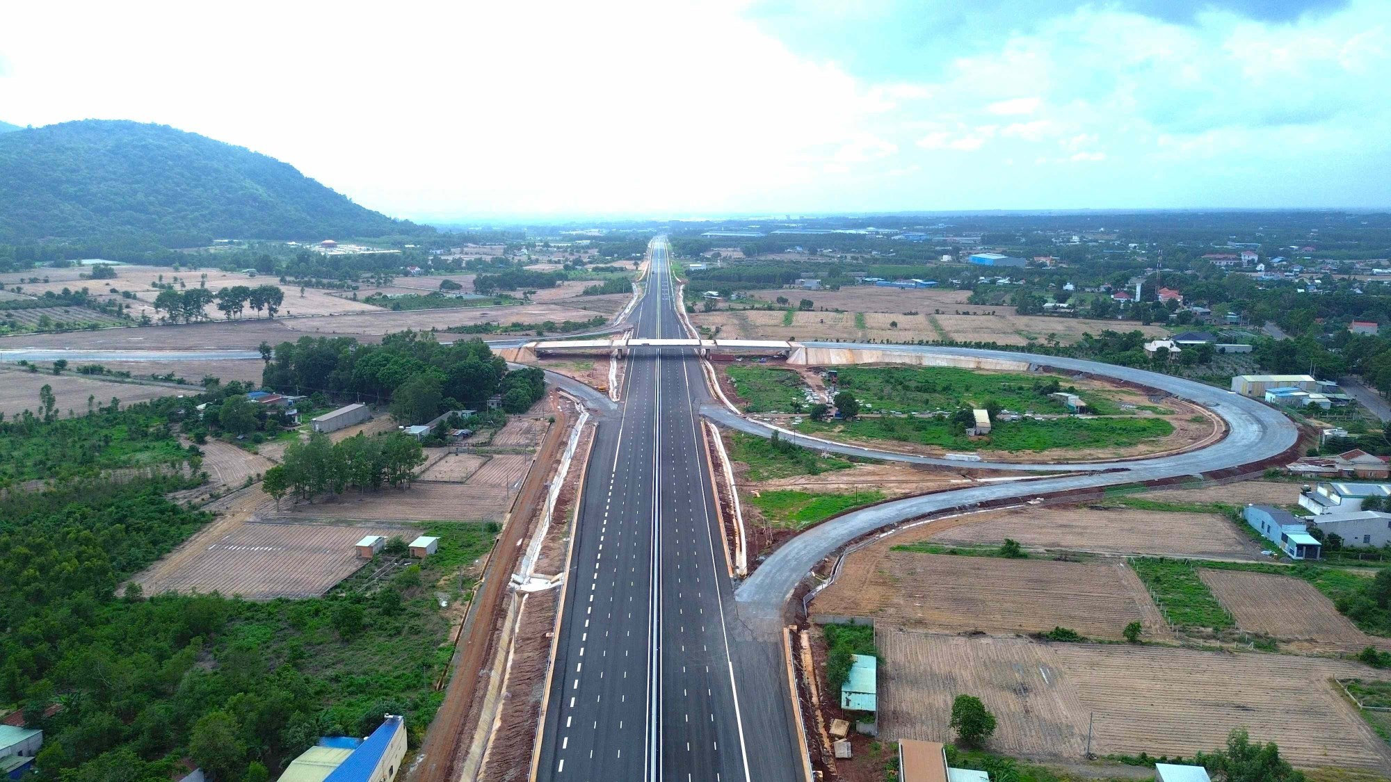 Cao tốc Biên Hòa - Vũng Tàu qua TP HCM