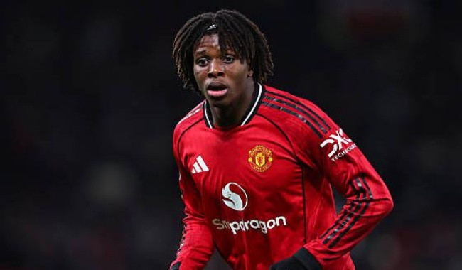 Patrick Dorgu dứt điểm ghi bàn thắng duy nhất cho Man United.