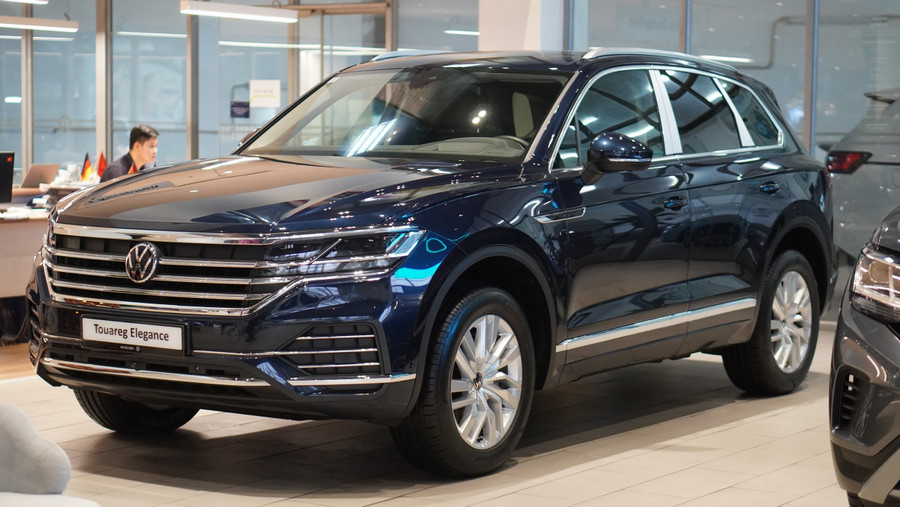 Người tiêu dùng mua phiên bản Volkswagen Touareg Elegance được giảm giá 330 triệu đồng. Ảnh: Volkswagen volkswagen-giam-gia-1.jpg