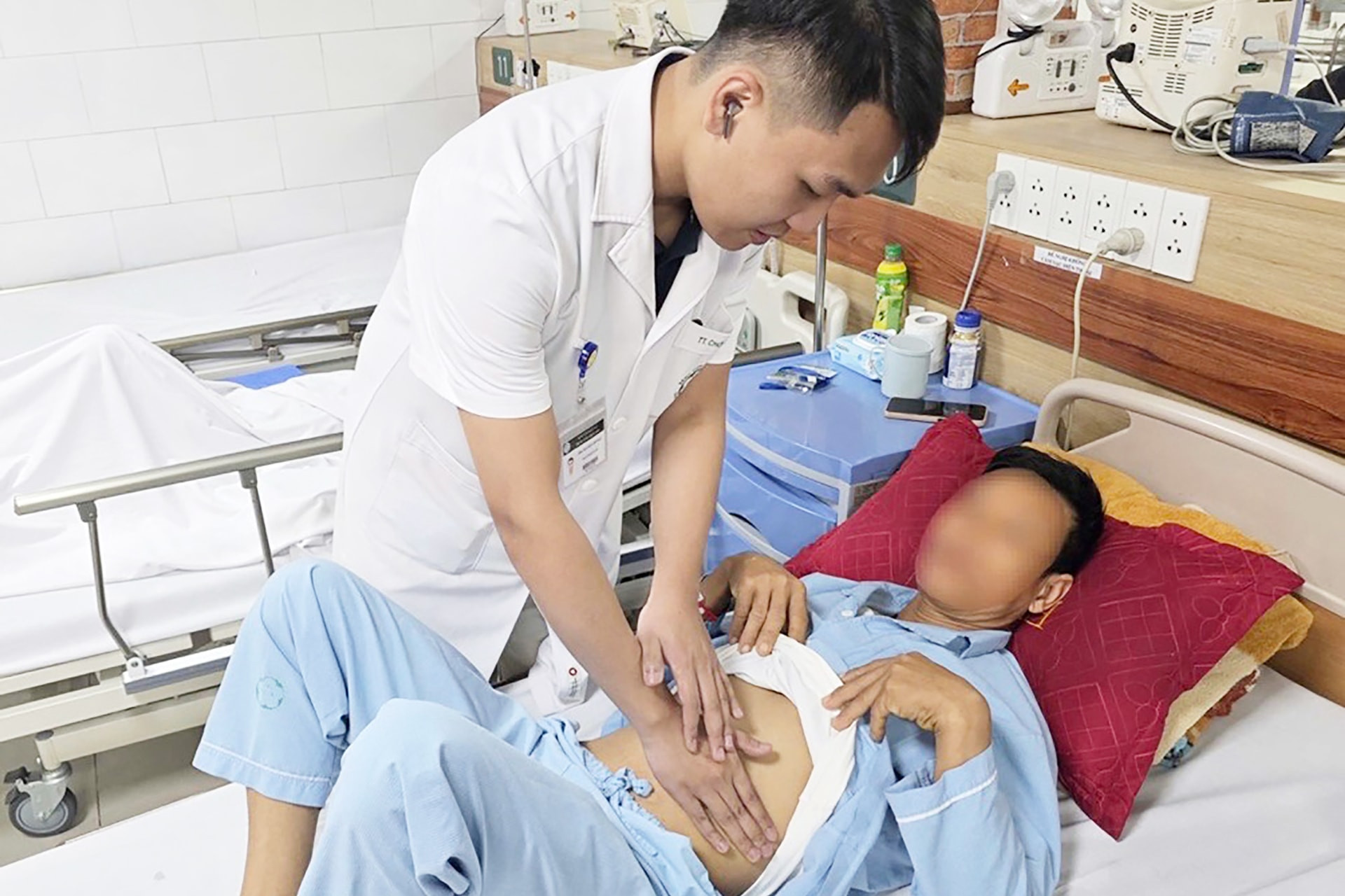 ngo-doc-mat-ca.jpg