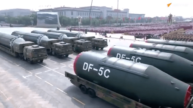 Tên lửa đạn đạo xuyên lục địa DF-5C của Trung Quốc