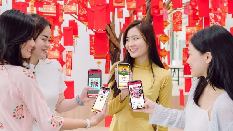 Lì xì online là phương thức mừng tuổi hiện đại